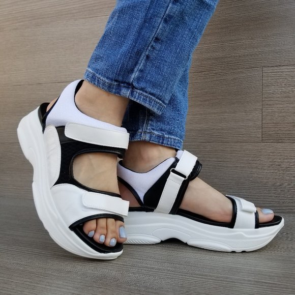 Shoes - 90s Chunky Platform Velcro Light Weight Sandal